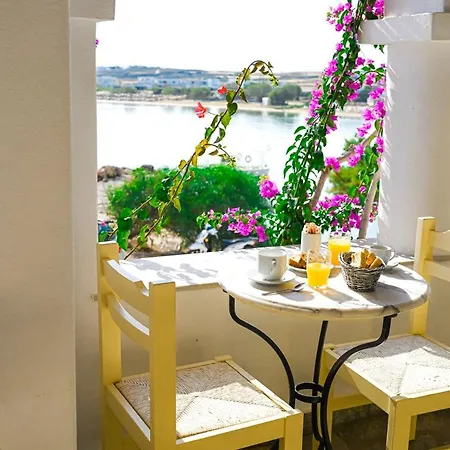 Beachfront Bocamviglies - Bespoke View Frühstückspension Naoussa