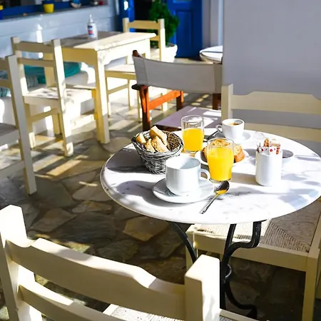 Bed and breakfast Beachfront Bocamviglies - Naoussa Bespoke View *