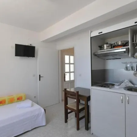 Beachfront Bocamviglies - Naoussa Bespoke View Bed and breakfast *