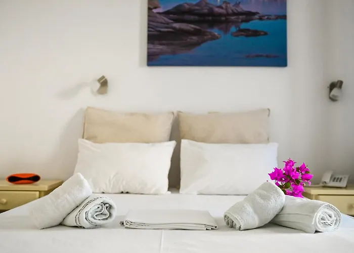 Beachfront Bocamviglies - Bespoke View 3* נאוסה