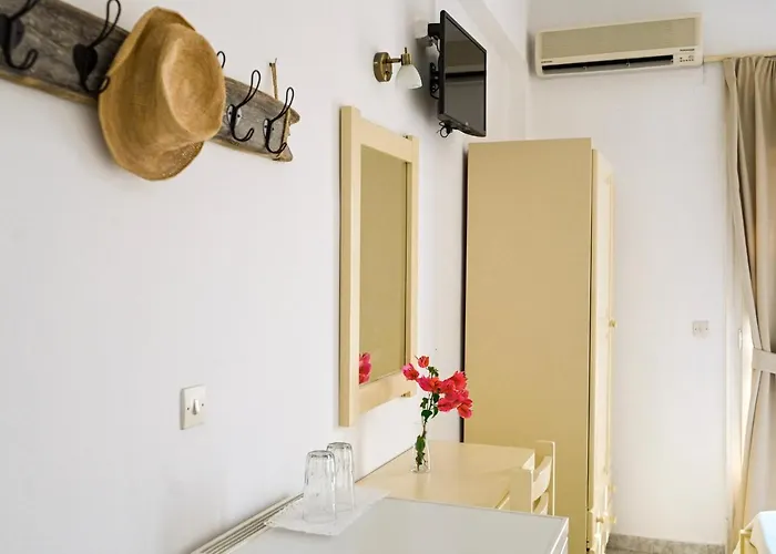 Beachfront Bocamviglies - Bespoke View Bed & Breakfast 3*