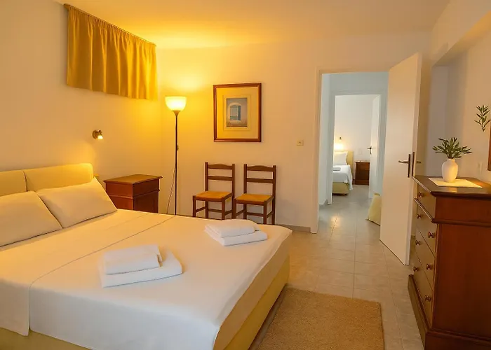 Beachfront Bocamviglies - Bespoke View Bed & Breakfast 3*