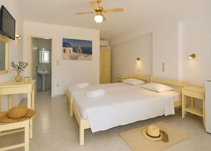 Beachfront Bocamviglies - Bespoke View Bed & Breakfast 3*